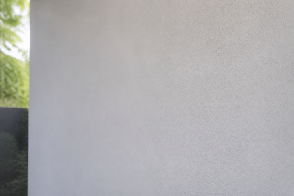 Mur ponce grain fin surface lisse